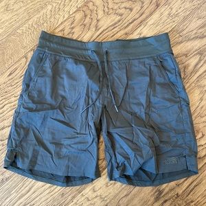 Women’s North Face Large Olive Green Hiking Shorts
